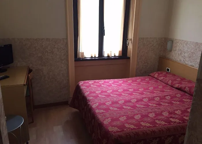 Отель Nettuno *