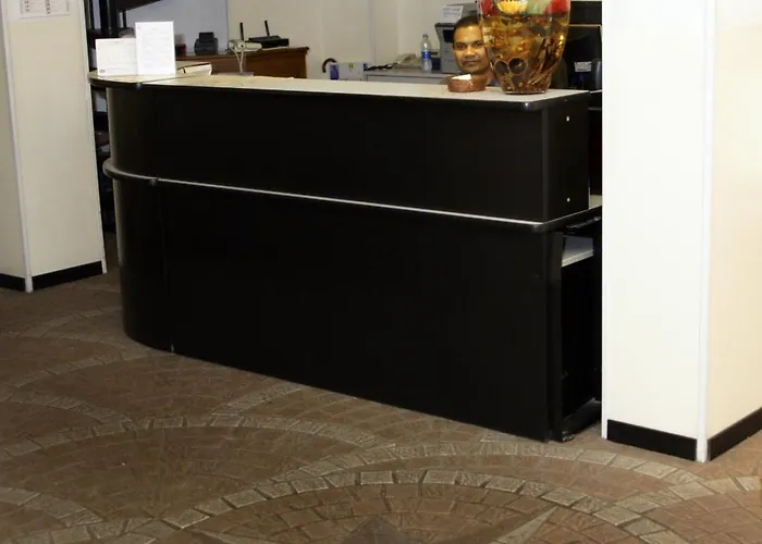 Отель Nettuno *