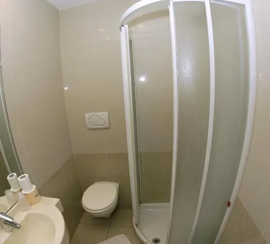 Отель Nettuno Милан