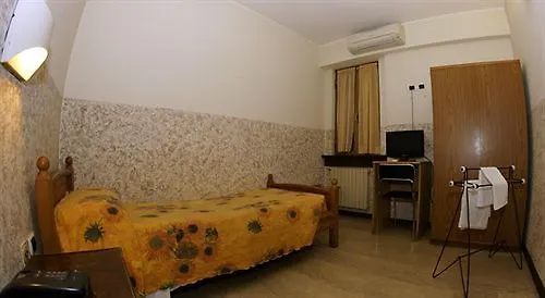 Отель Nettuno *