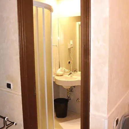 Nettuno Hotel Milão