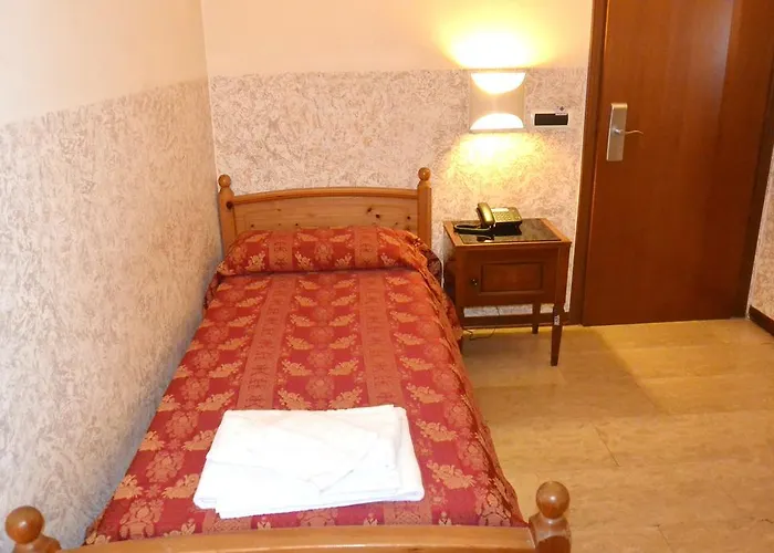 Nettuno Hotel Milaan