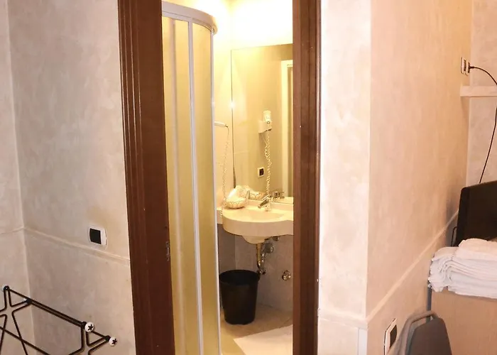 Nettuno Hotel Milaan